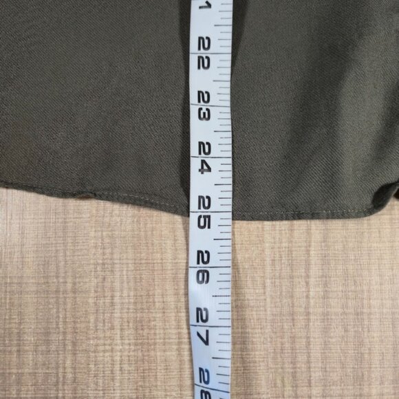 Chico's Army Green Button Up Top Women Size 16 Casual Bohemian Preppy - Picture 5 of 6